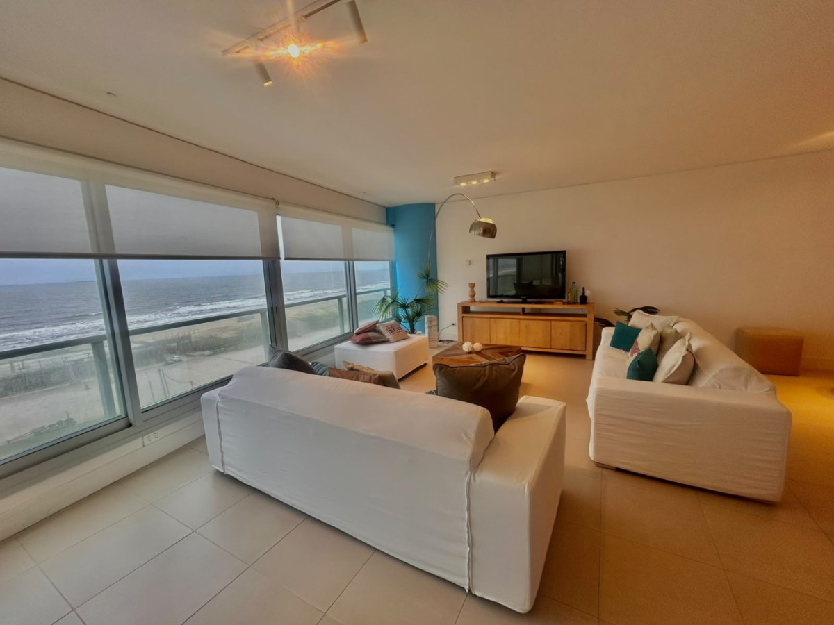 Apartamento ID.2286 - Apartamento de 3 dormitorios + Servicio en Le Parc 
