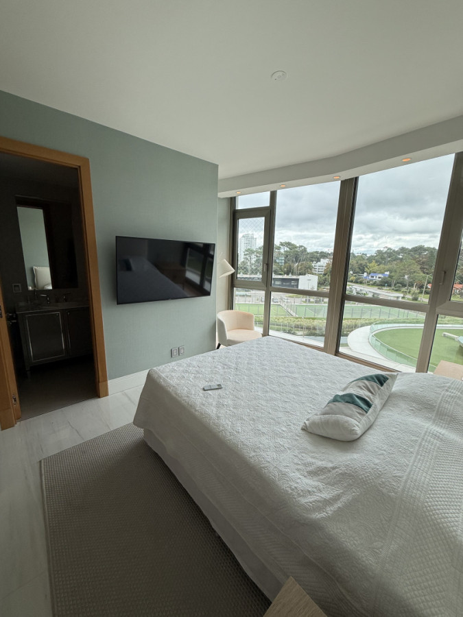 Apartamento ID.1751 -  Edificio Fendi Château Uruguay