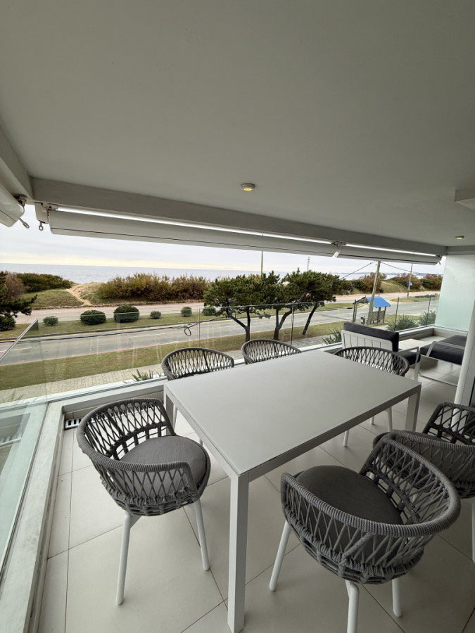 Apartamento ID.1883 - Departamento en Horizonte 3 dormitorios + servicio