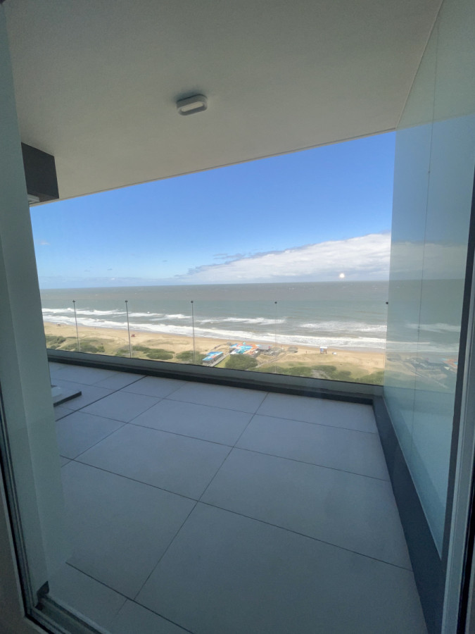 Apartamento ID.1332 - VENTA- Departamento Le Parc IV. 3 dormitorios en suite- Punta del Este