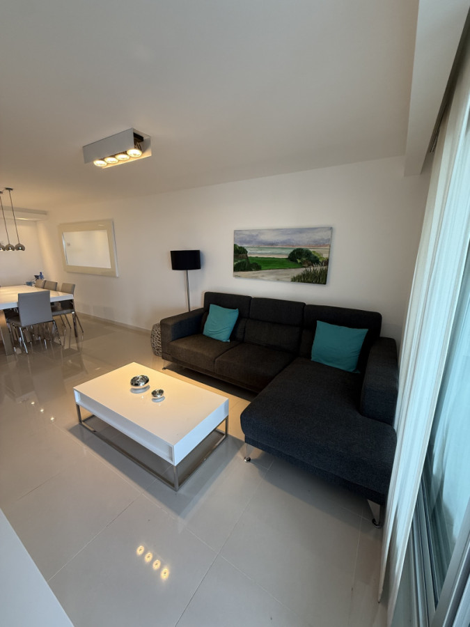 Apartamento ID.1918 - Departamento en Playa Brava 3 dormitorios + Servicio