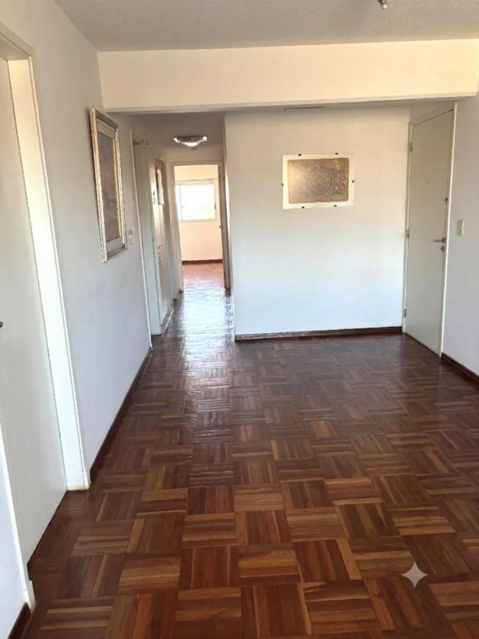 Apartamento ID.2251/ - Apartamento al frente cerca de Rambla del buceo