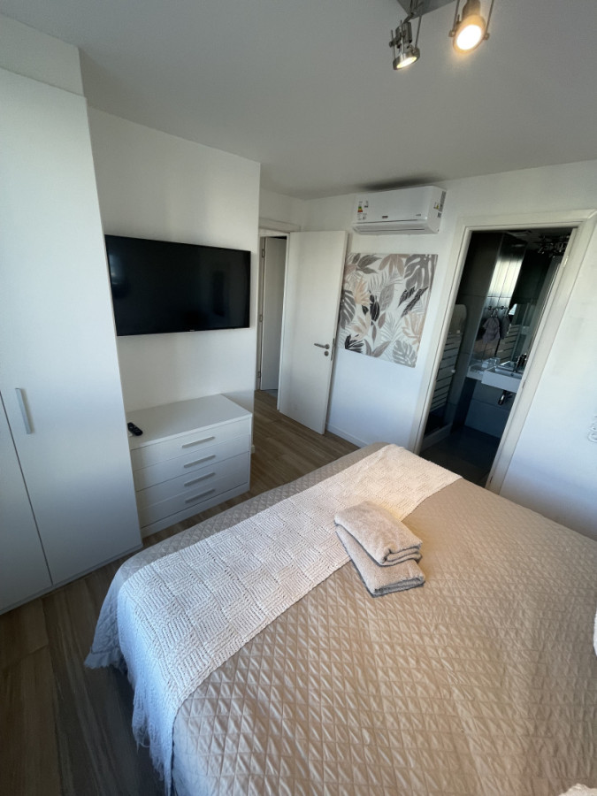 Apartamento ID.2040/ - VENTA- Departamento 2 dormitorios con vista a Brava- Amenities.