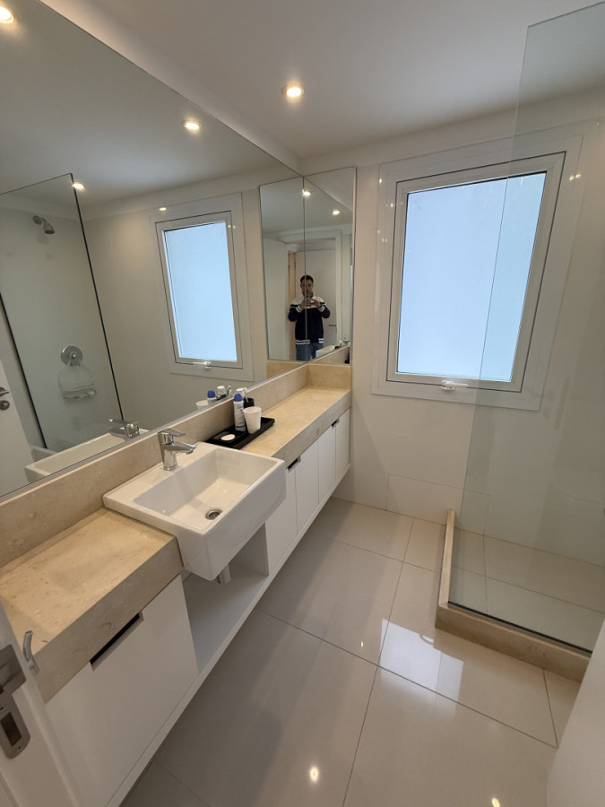 Apartamento ID.1883 - Departamento en Horizonte 3 dormitorios + servicio