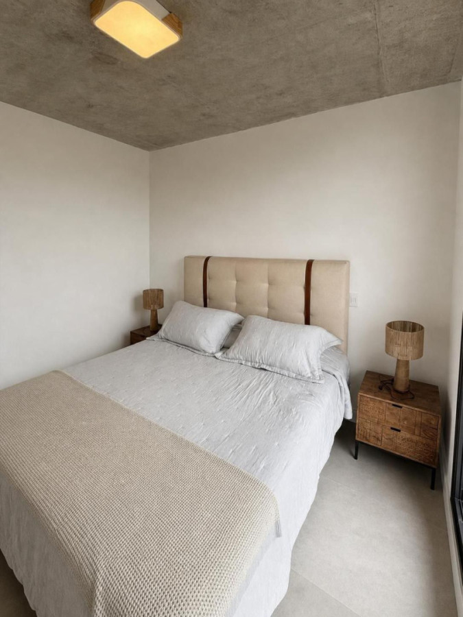 Apartamento ID.1957/ - Departamento 2 dormitorios 2 baños en Playa Brava 