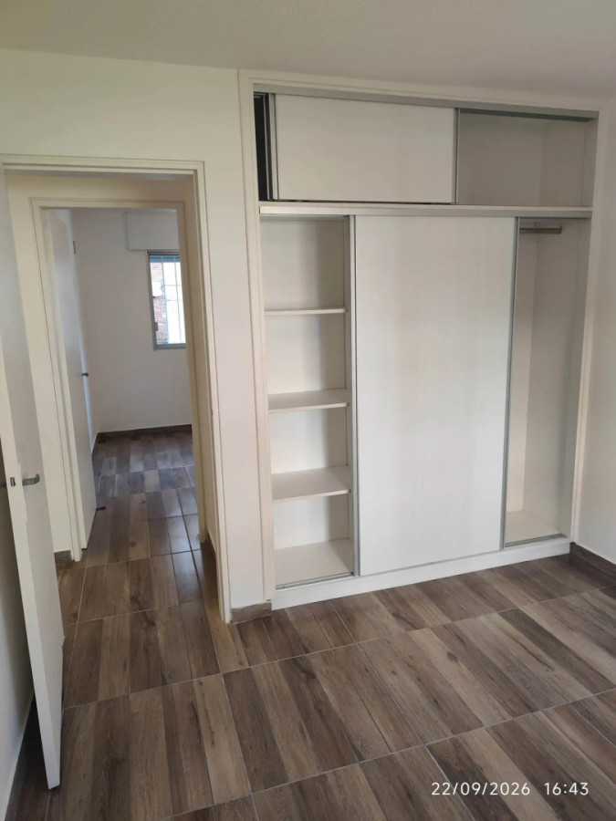 Apartamento ID.2464 - Tres dormitorios a una cuadra de la rambla