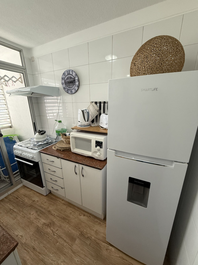 Apartamento ID.1878/ - Departamento Con vista al mar 2 dormitorios en Edificio Triangulo Brava