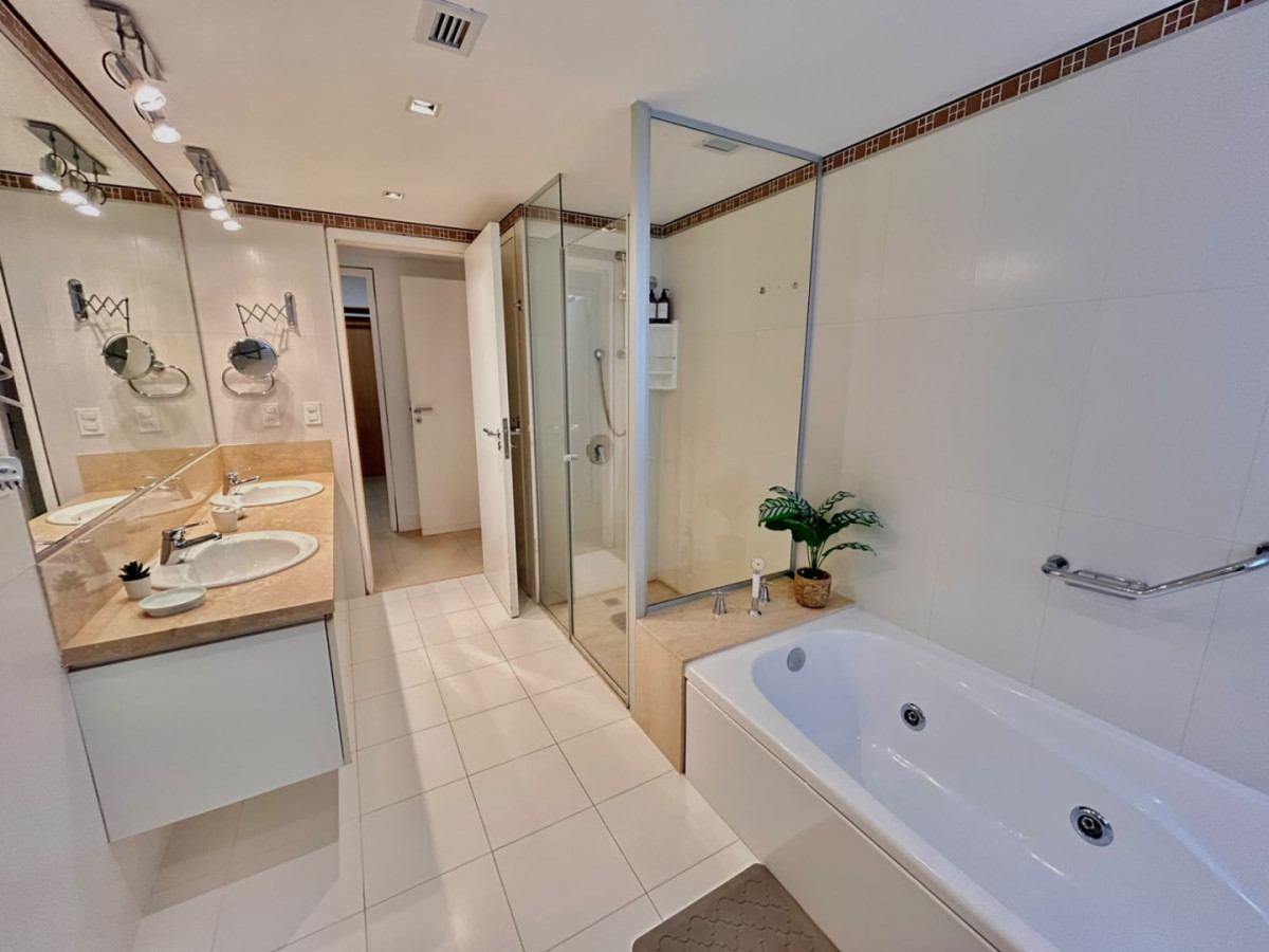 Apartamento ID.2286 - Apartamento de 3 dormitorios + Servicio en Le Parc 