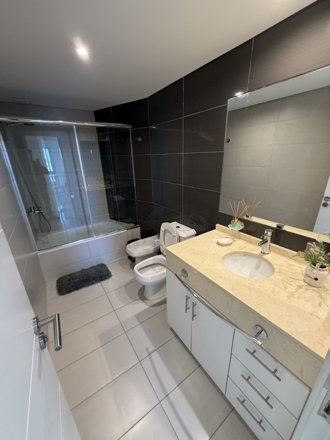 Apartamento ID.2079/ - Departamento en playa brava 2 baños y 2 dormitorios 