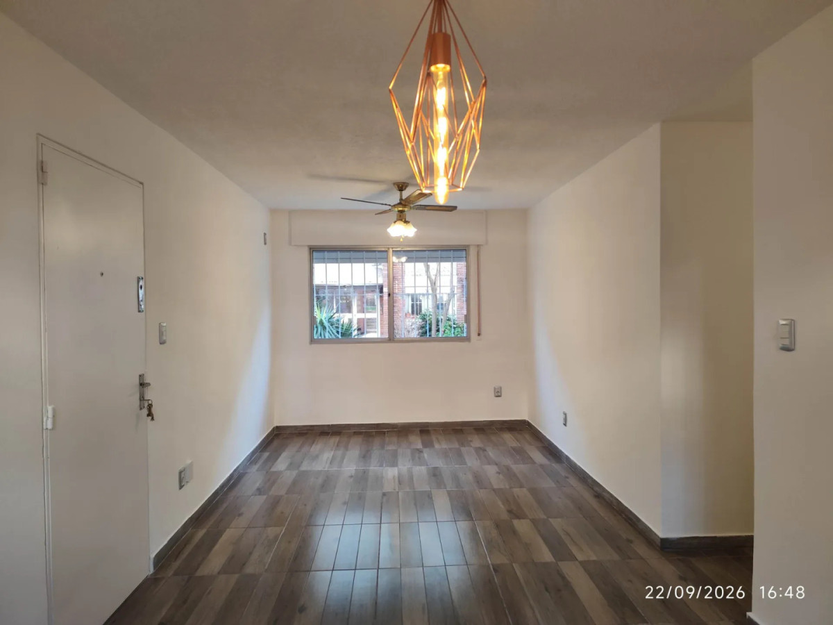 Apartamento ID.2464 - Tres dormitorios a una cuadra de la rambla