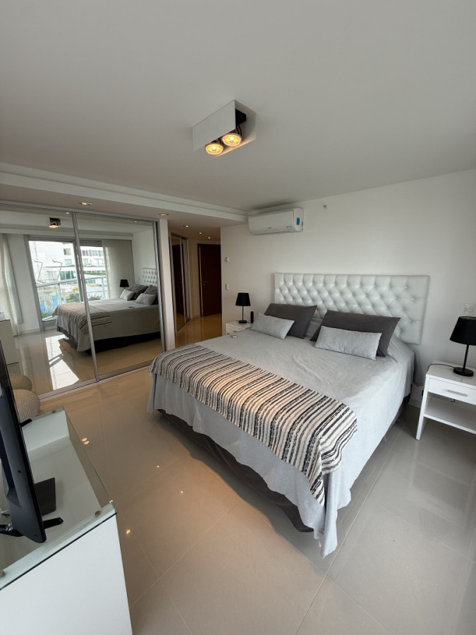 Apartamento ID.1918 - Departamento en Playa Brava 3 dormitorios + Servicio