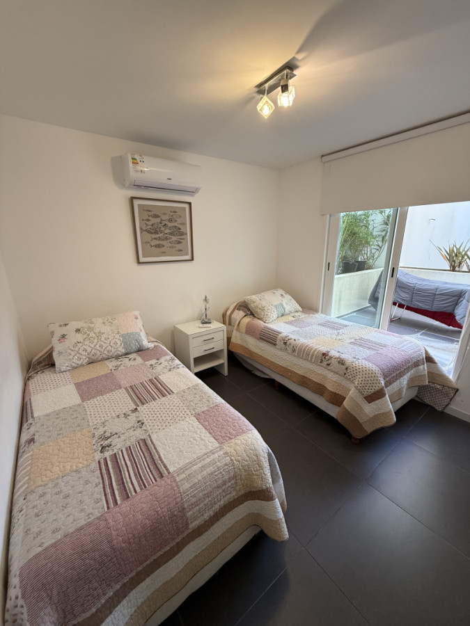 Apartamento ID.1893/ - Departamento en Peninsula con vista al mar 