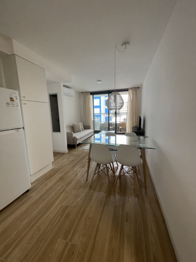 Apartamento ID.1469 - Alquiler Anual - Punta del Este- 2 dormitorios- Cochera- Amenities
