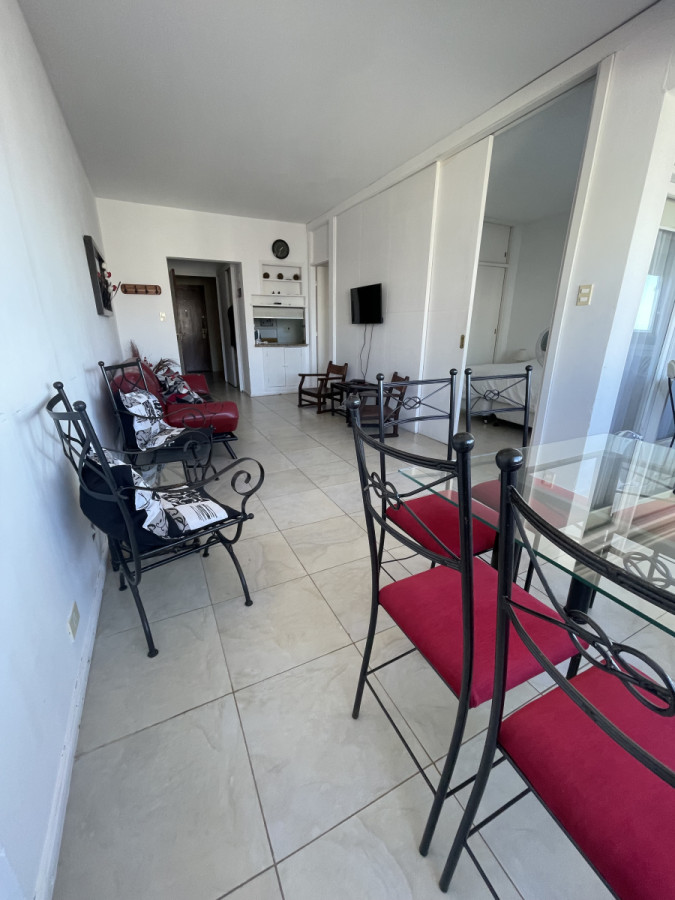 Apartamento ID.1428 - VENTA- Edificio Vanguardia- Mansa. Punta del Este