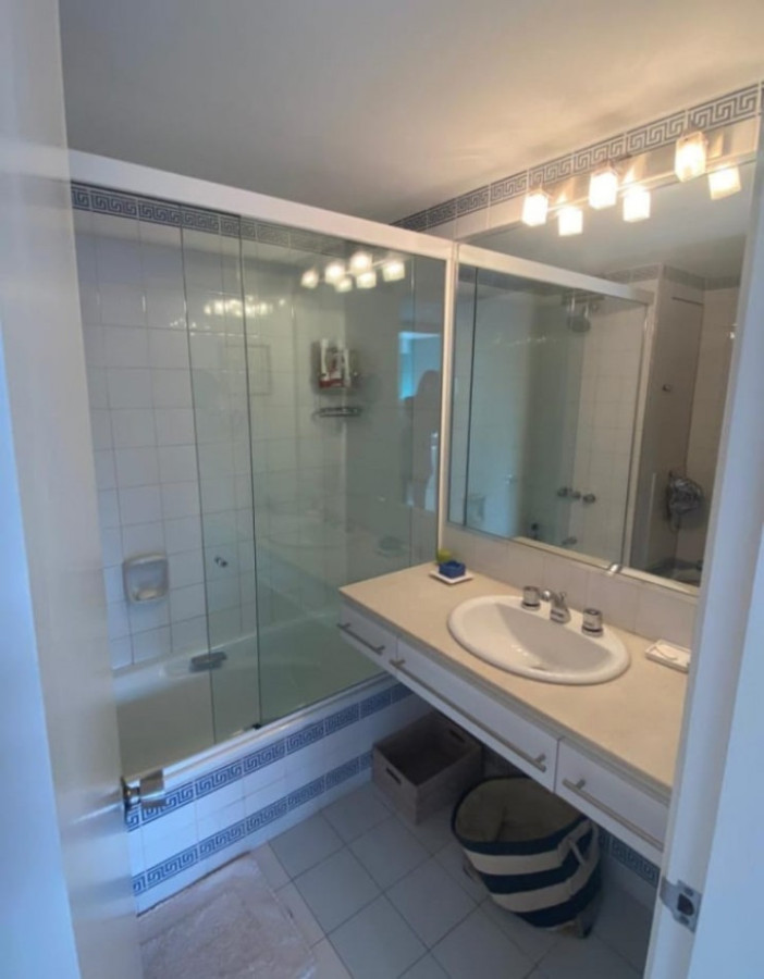 Apartamento ID.1806 - Tiburón 2. Tres dormitorios y dependencias de servicio