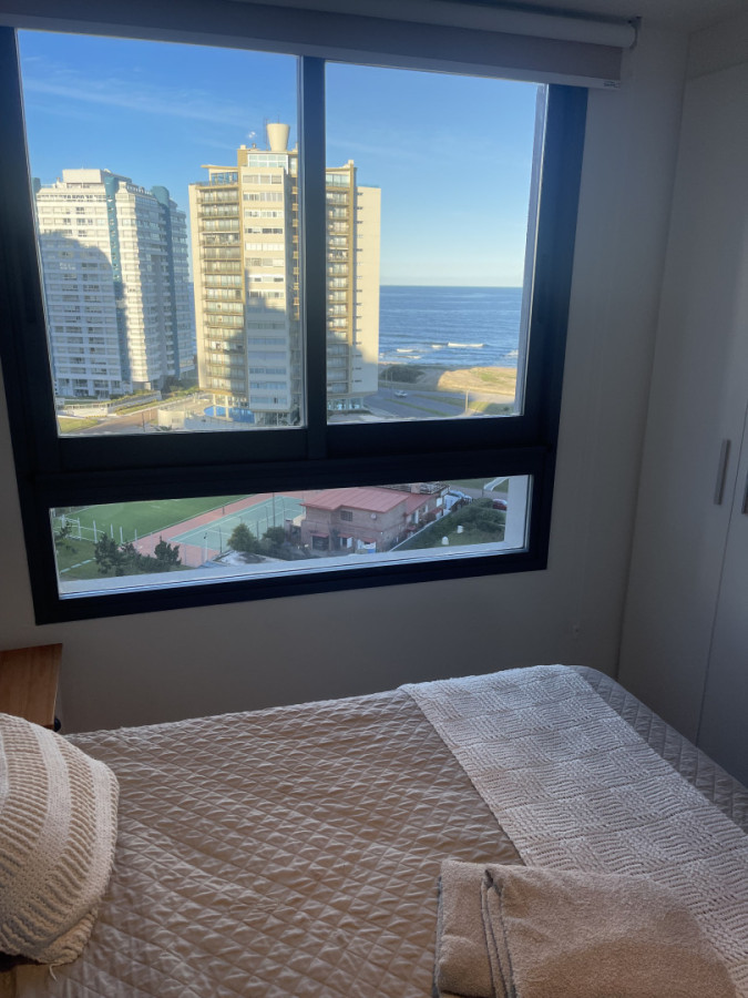 Apartamento ID.2040/ - VENTA- Departamento 2 dormitorios con vista a Brava- Amenities.