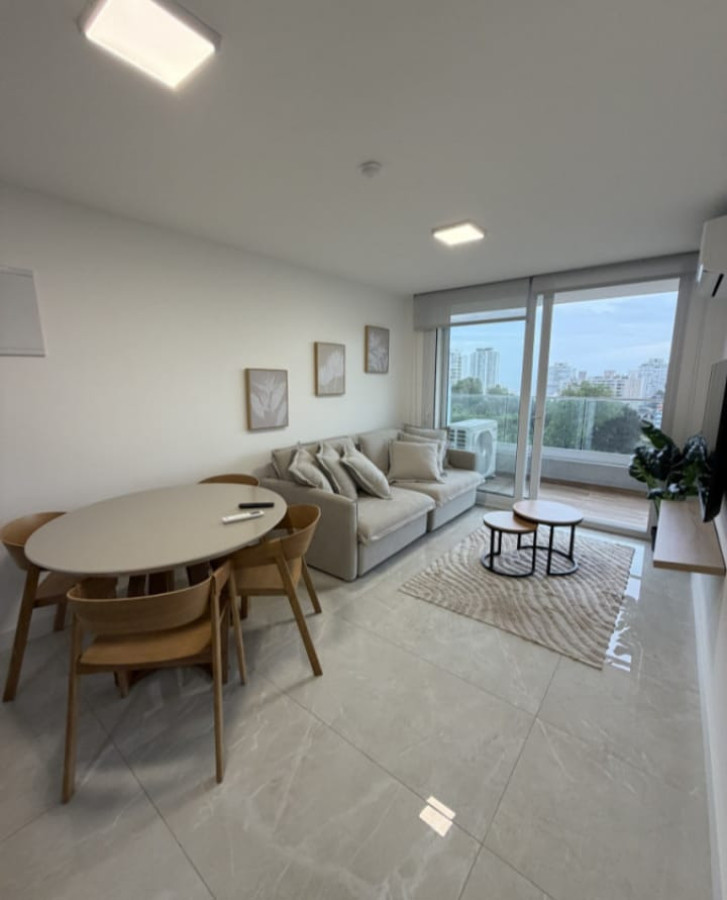 Apartamento ID.2100/ - View 2 dos dornitorios amoblado