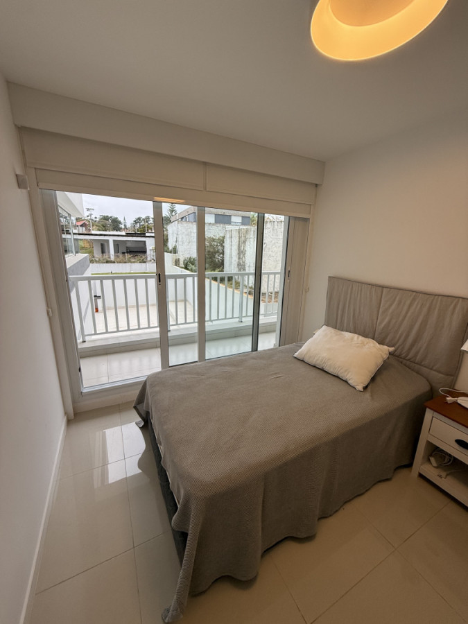 Apartamento ID.1883 - Departamento en Horizonte 3 dormitorios + servicio