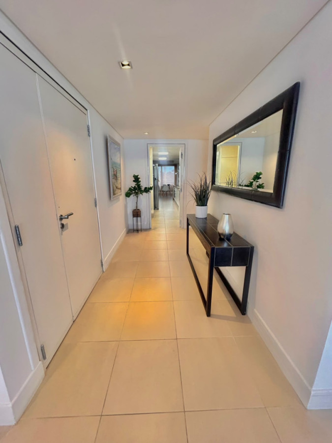 Apartamento ID.2286 - Apartamento de 3 dormitorios + Servicio en Le Parc 