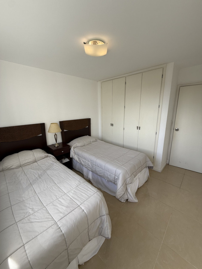 Apartamento ID.1778/ - Departmamento  de 3 dormitorios en Siglo Sol 