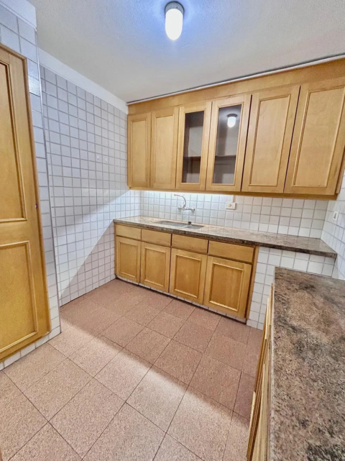 Apartamento ID.2242 - SE ALQUILA APTO PROFESIONAL O VIVIENDA 