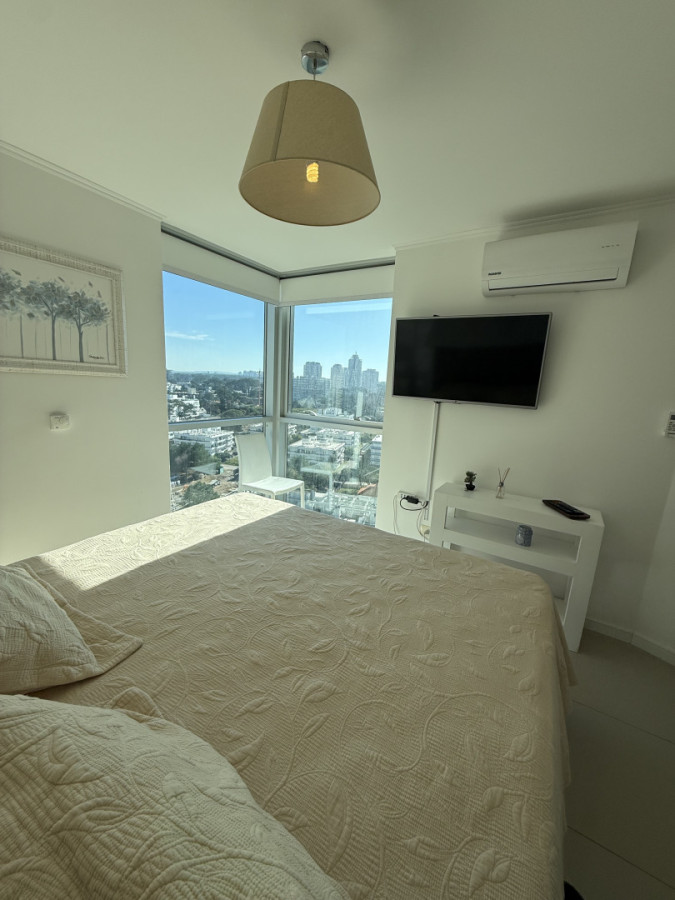 Apartamento ID.2079/ - Departamento en playa brava 2 baños y 2 dormitorios 