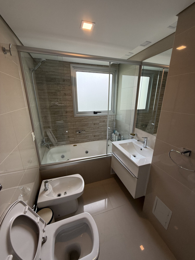 Apartamento ID.1918 - Departamento en Playa Brava 3 dormitorios + Servicio