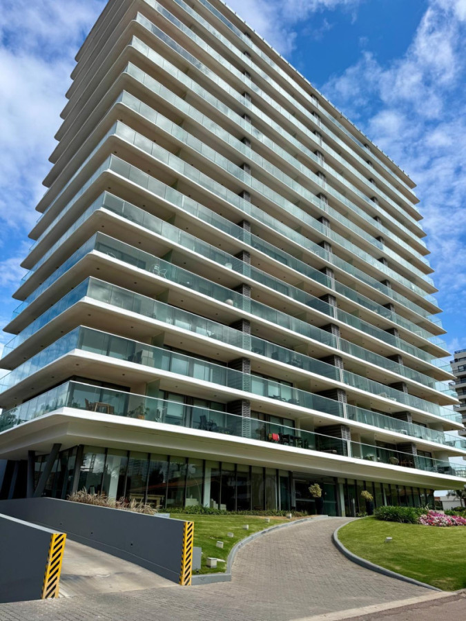 Departmamento en Edificio Chronos Playa Brava