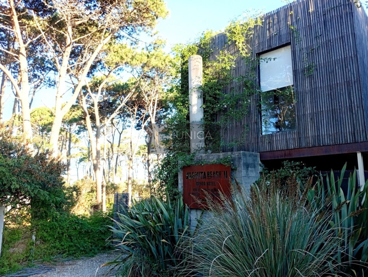 José Ignacio. Apartamento un dormitorio y terraza exclusiva