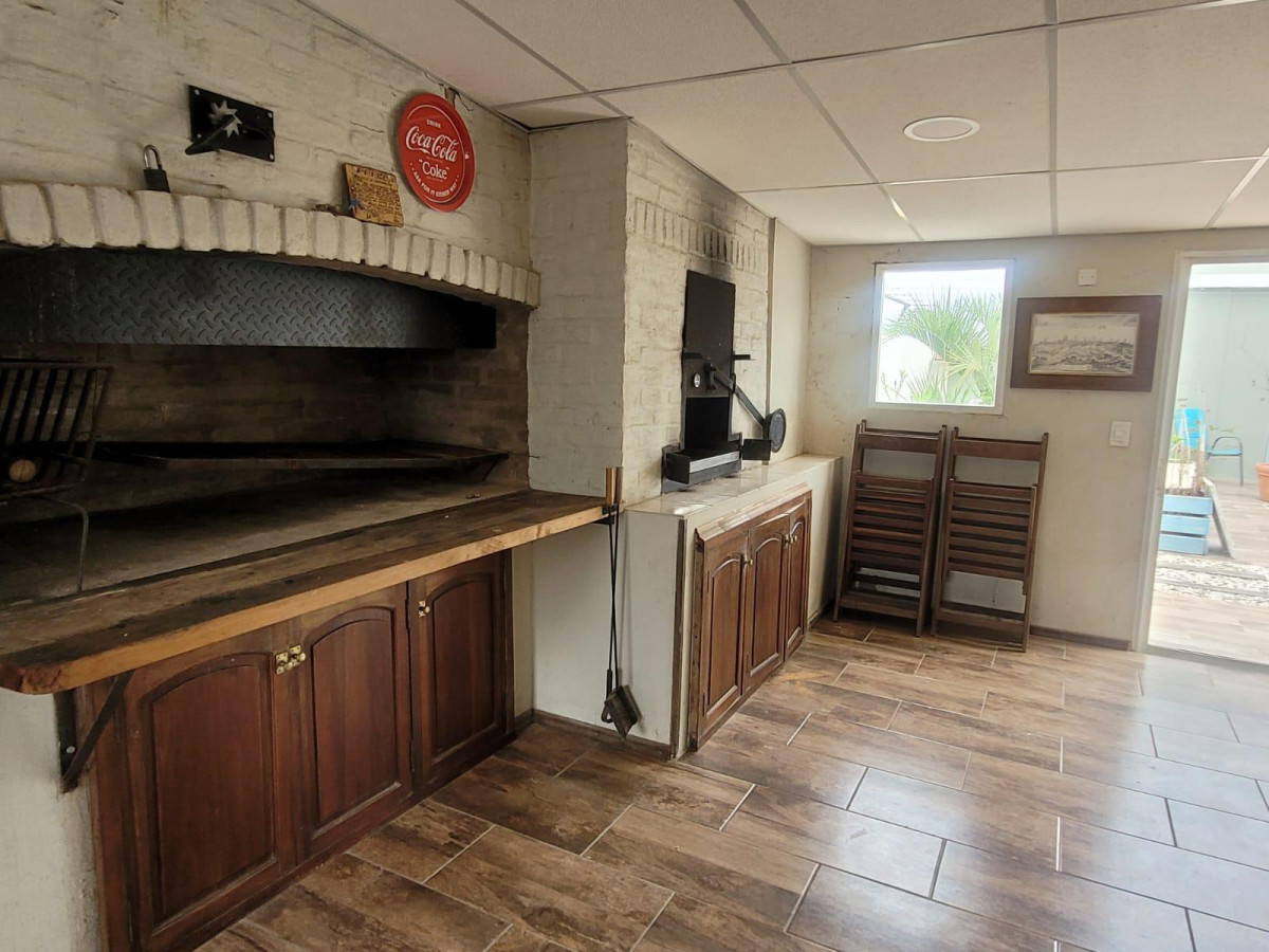 Casa ID.1425 - VENTA- Casa con piscina en Balneario Buenos Aires- Maldonado