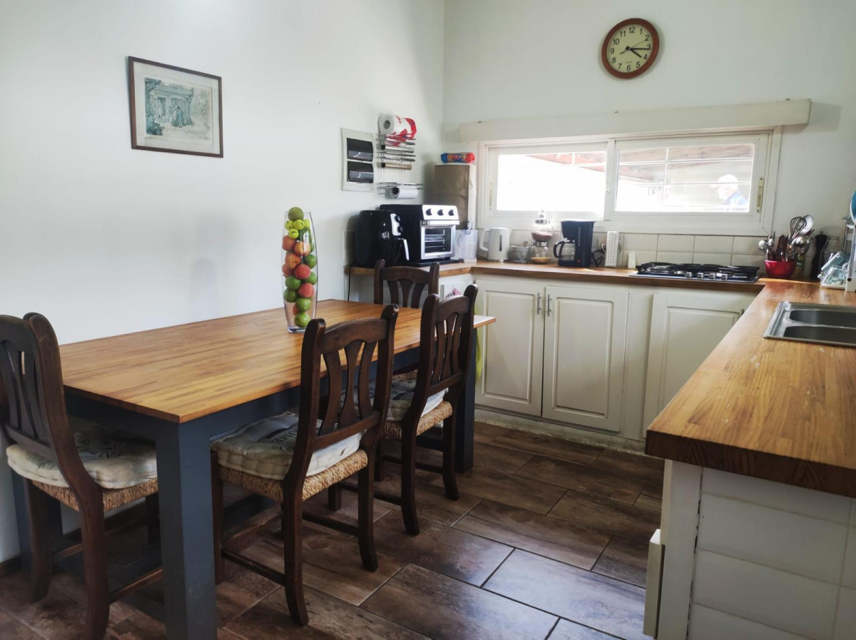 Casa ID.1425 - VENTA- Casa con piscina en Balneario Buenos Aires- Maldonado