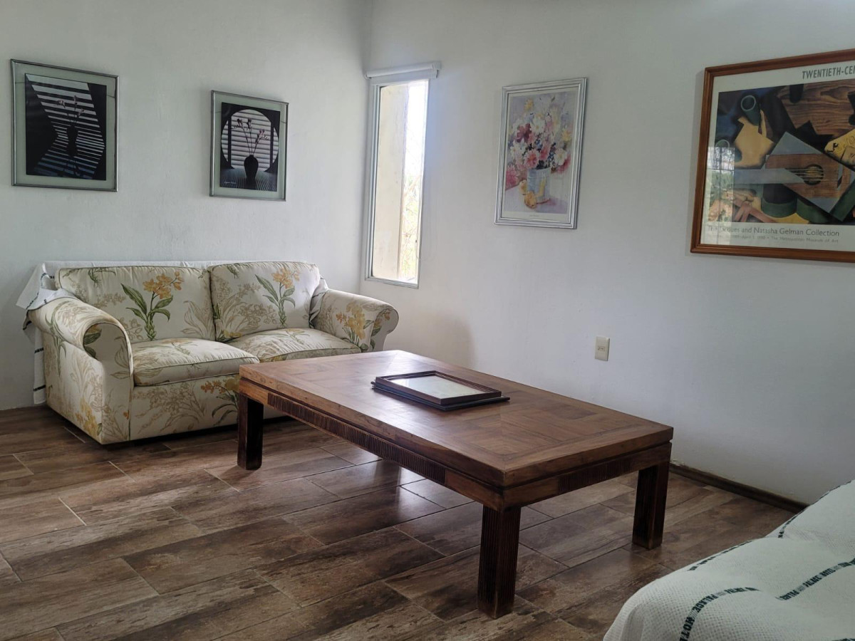 Casa ID.1425 - VENTA- Casa con piscina en Balneario Buenos Aires- Maldonado