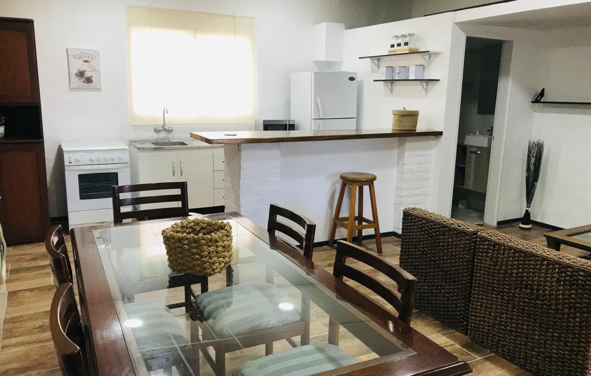 Casa ID.1425 - VENTA- Casa con piscina en Balneario Buenos Aires- Maldonado