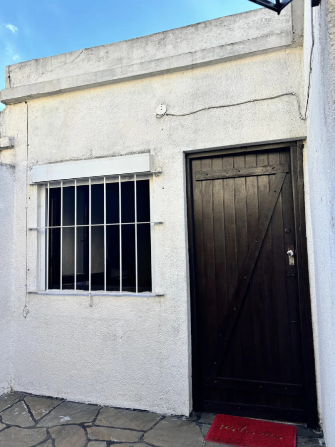 Casa ID.2371 - Se alquila casa amoblada en malvin