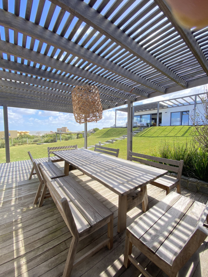 Casa ID.1430 - Manantiales- Alquiler Temporario- 4 suites y piscina