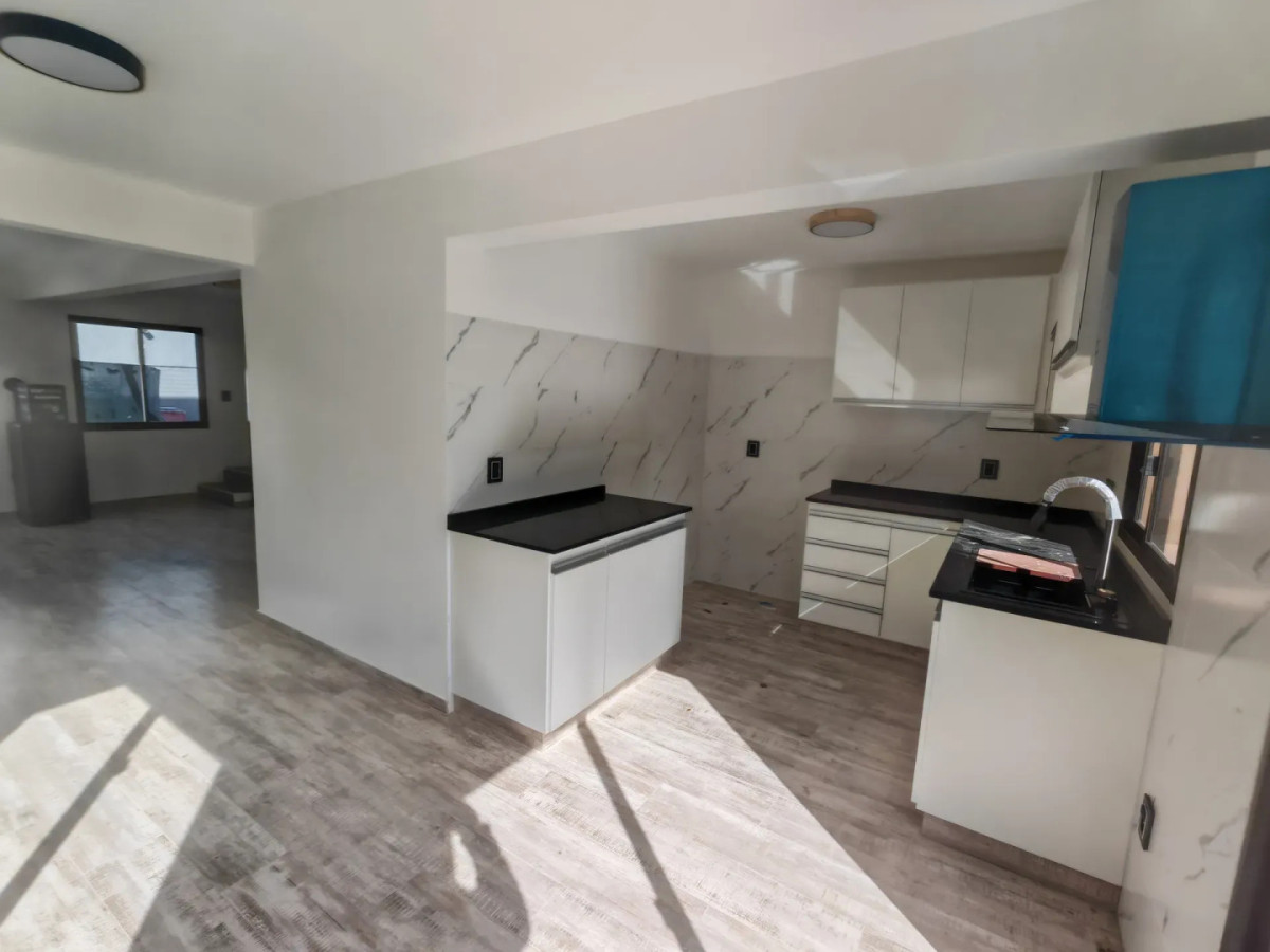 Casa ID.2335 - PH a estrenar en lomas de solimar