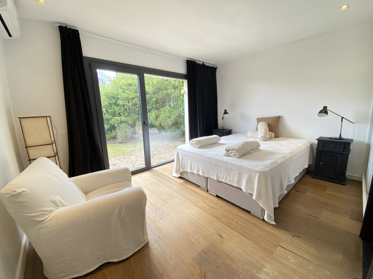 Casa ID.1430 - Manantiales- Alquiler Temporario- 4 suites y piscina