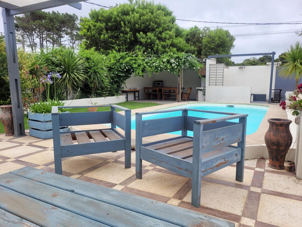 Casa ID.1425 - VENTA- Casa con piscina en Balneario Buenos Aires- Maldonado