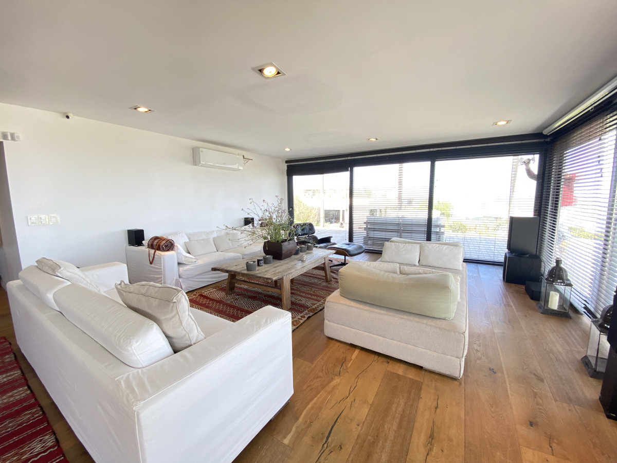 Casa ID.1430 - Manantiales- Alquiler Temporario- 4 suites y piscina