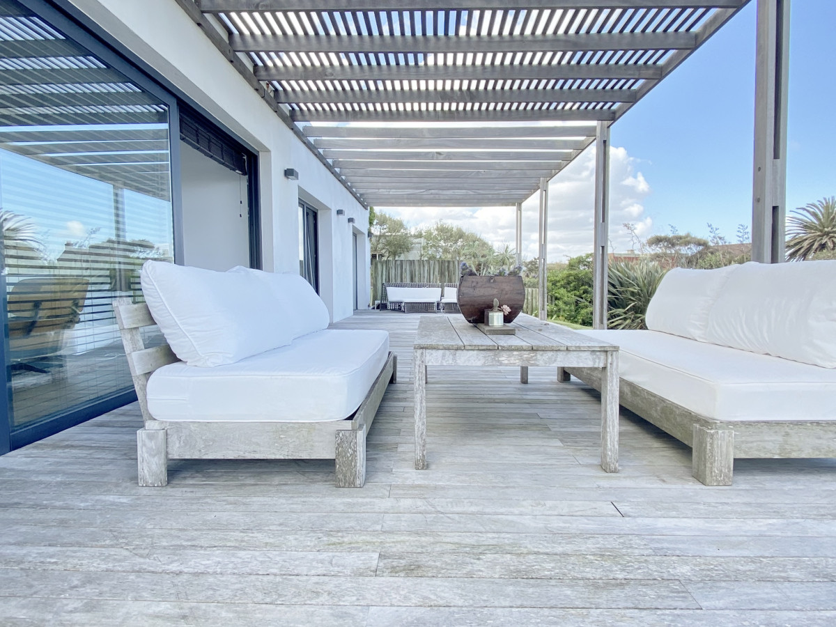 Casa ID.1430 - Manantiales- Alquiler Temporario- 4 suites y piscina