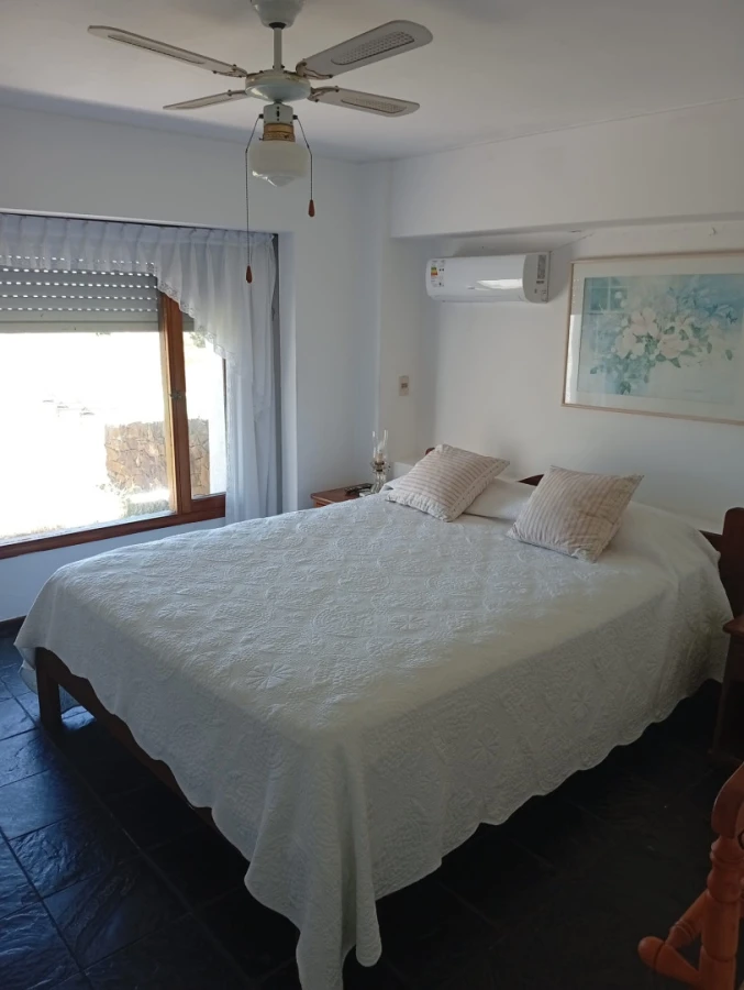 Casa ID.1550 - Solanas. Casa de 4 dormitorios y dependencias sobre la playa