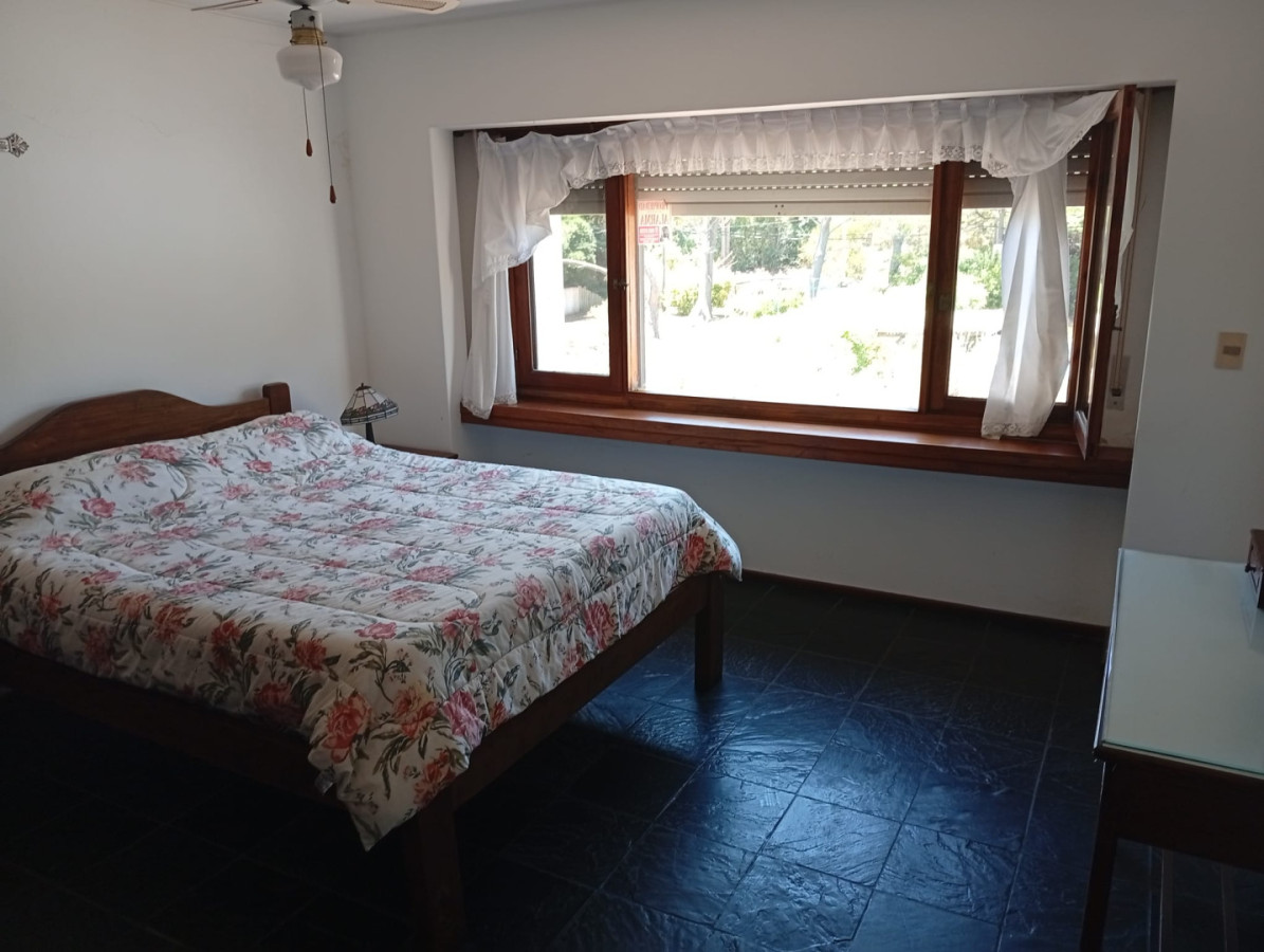 Casa ID.1550 - Solanas. Casa de 4 dormitorios y dependencias sobre la playa