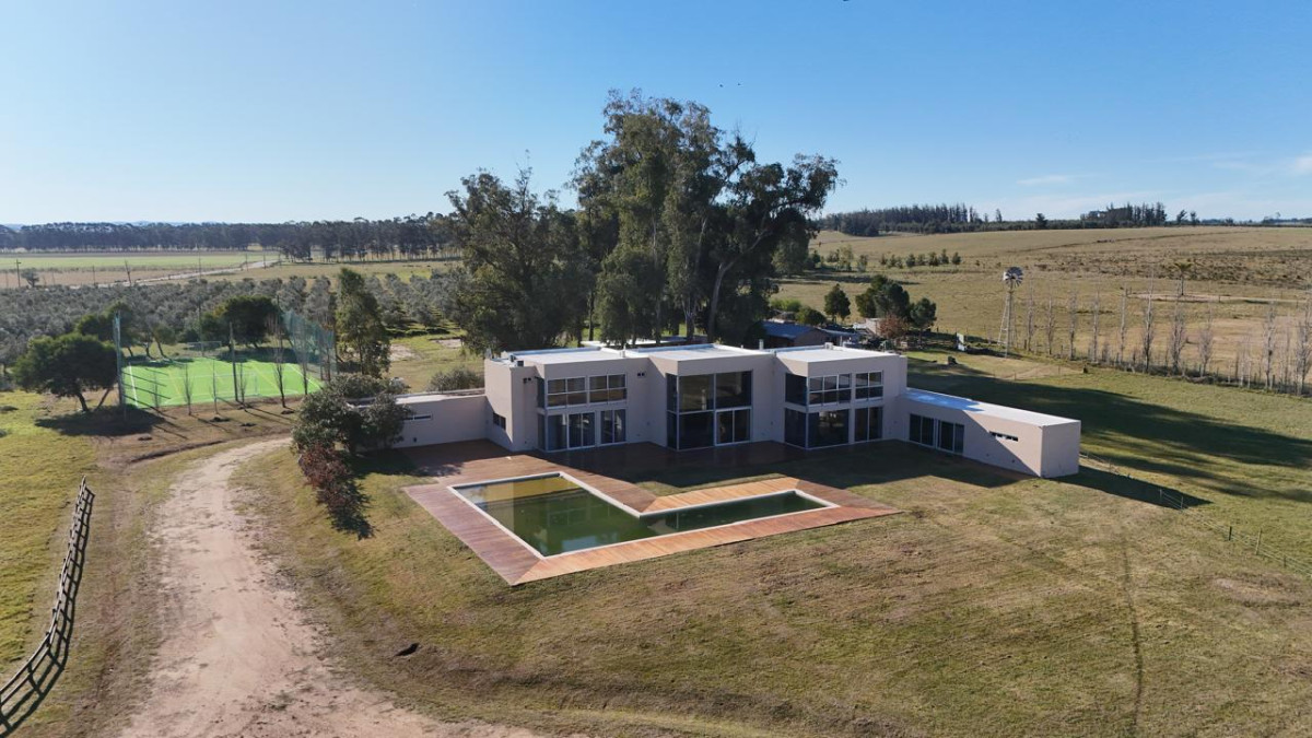 Chacra ID.1488 - Chacra de 12 hectáreas y 6 suites en José Ignacio. Oportunidad única!!