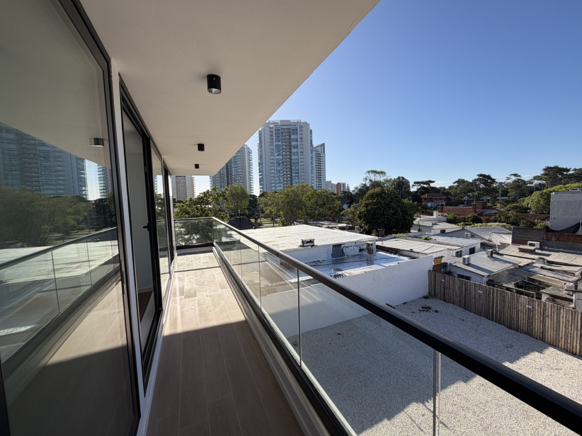 Apartamento ID.1662/ - MANSA PARADA 4. DOS DORMITORIOS CON PARRILLERO A ESTRENAR