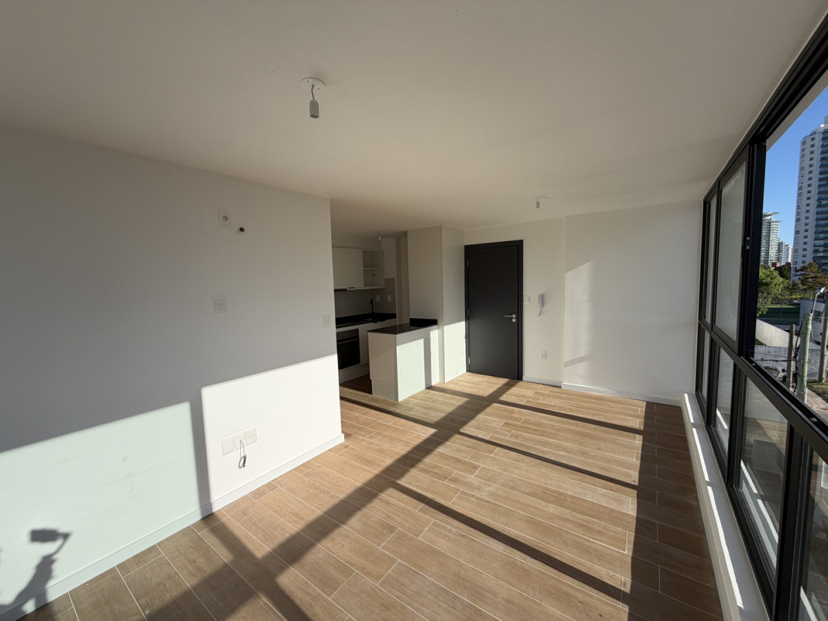 Apartamento ID.1662/ - MANSA PARADA 4. DOS DORMITORIOS CON PARRILLERO A ESTRENAR
