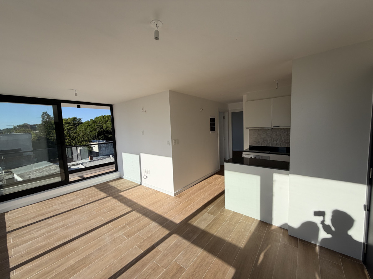 Apartamento ID.1662/ - MANSA PARADA 4. DOS DORMITORIOS CON PARRILLERO A ESTRENAR