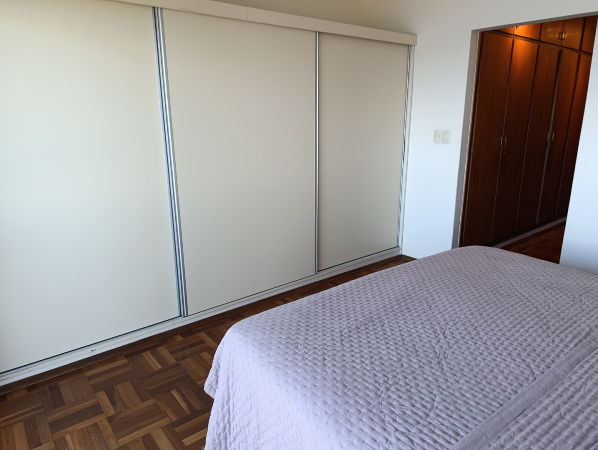 Apartamento ID.2088 - Primera lineaen Pocitos gastos comunes incluidos!
