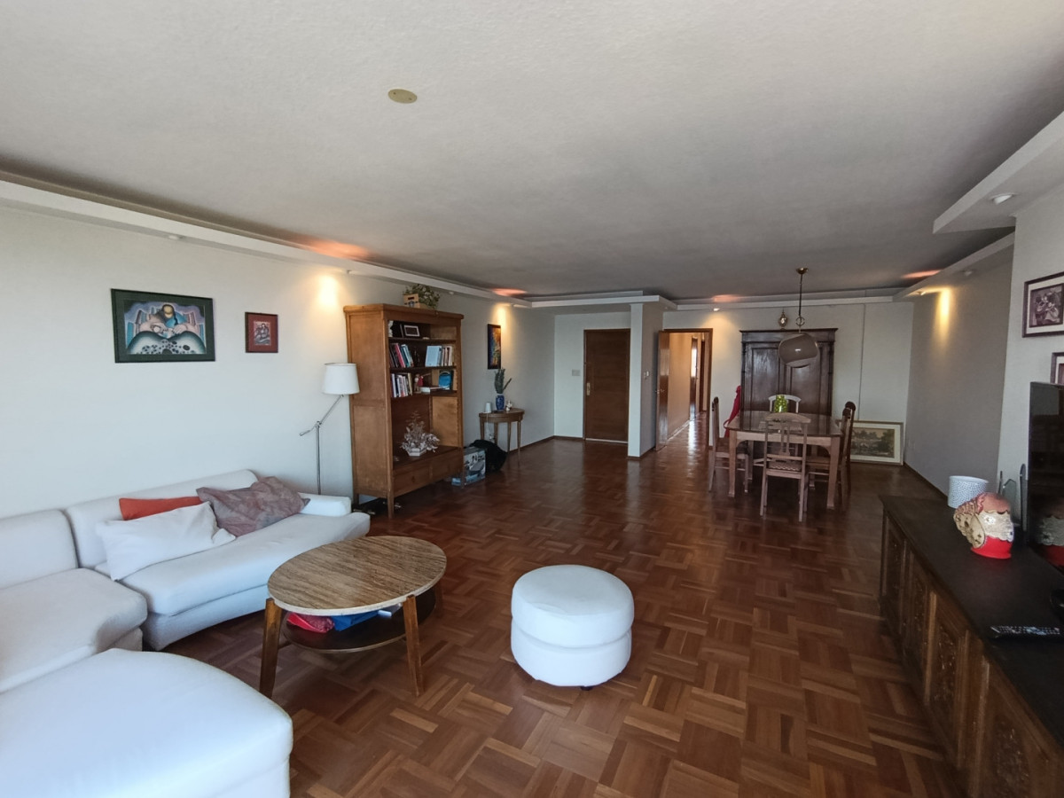 Apartamento ID.2088 - Primera lineaen Pocitos gastos comunes incluidos!