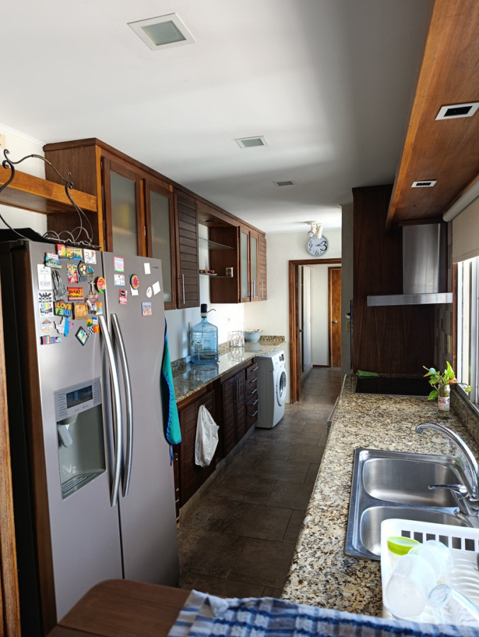 Apartamento ID.2088 - Primera lineaen Pocitos gastos comunes incluidos!
