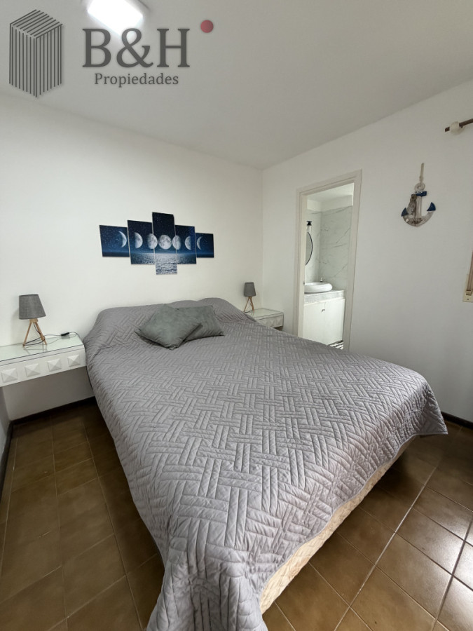 Apartamento ID.8056 - Venta de apartamento reciclado, 1 dorm, balcón y garage!